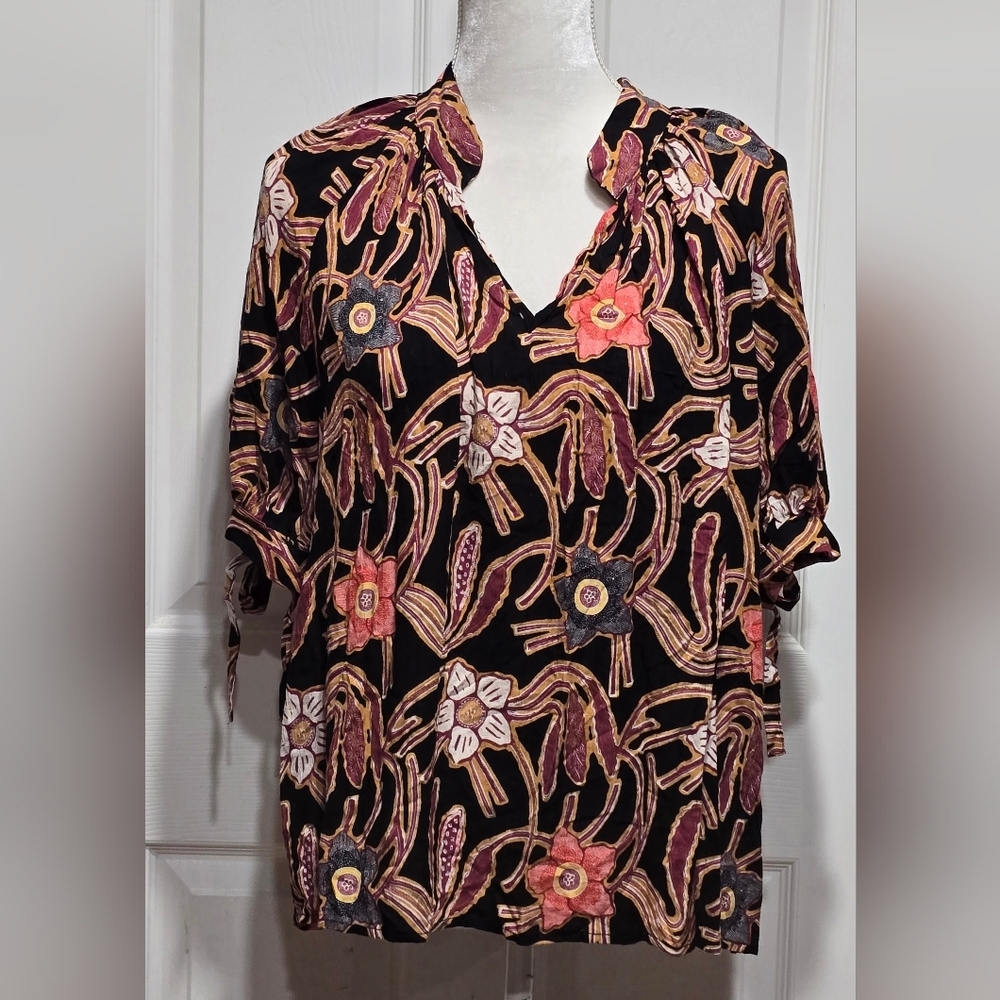 Christian Siriano Fliral Boho Puff Sleeve Blouse